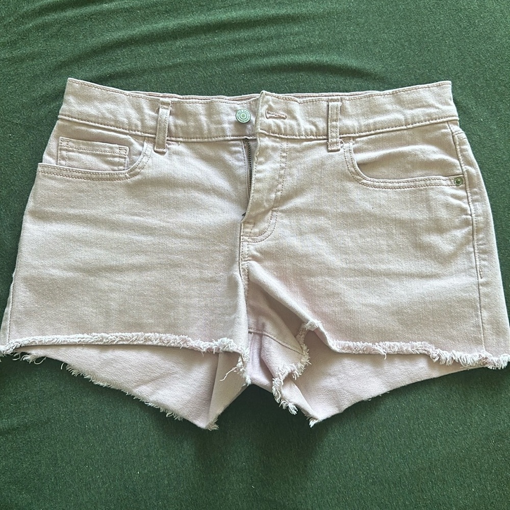 Light pink Old navy jean shorts.